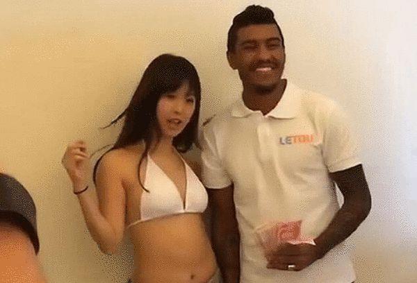 年轻的老婆3视频